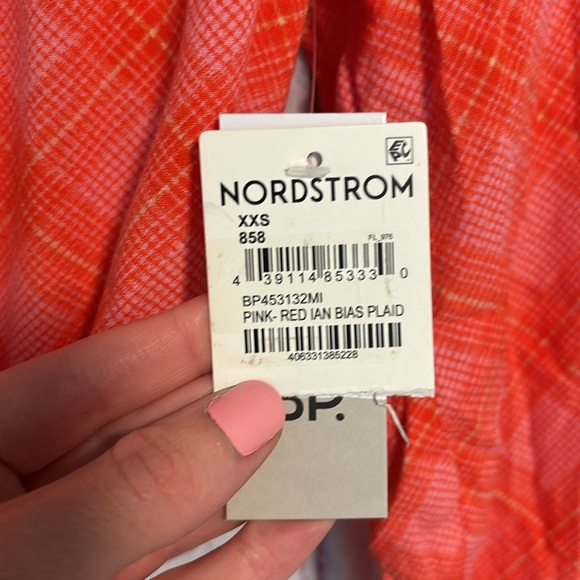 NWT BP SURPLICE V-NECK CROP TOP - Picture 6 of 8